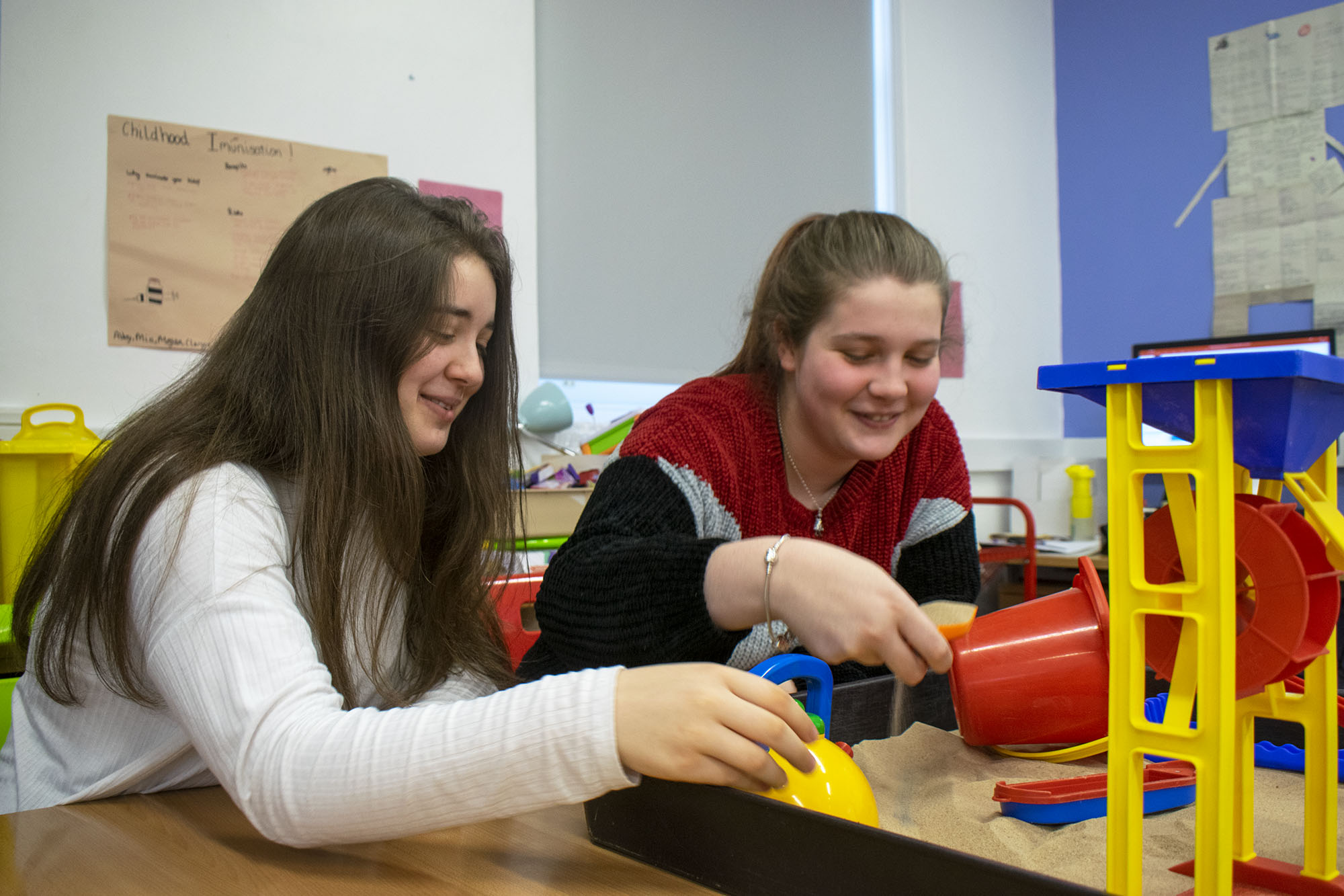 students learning playwork