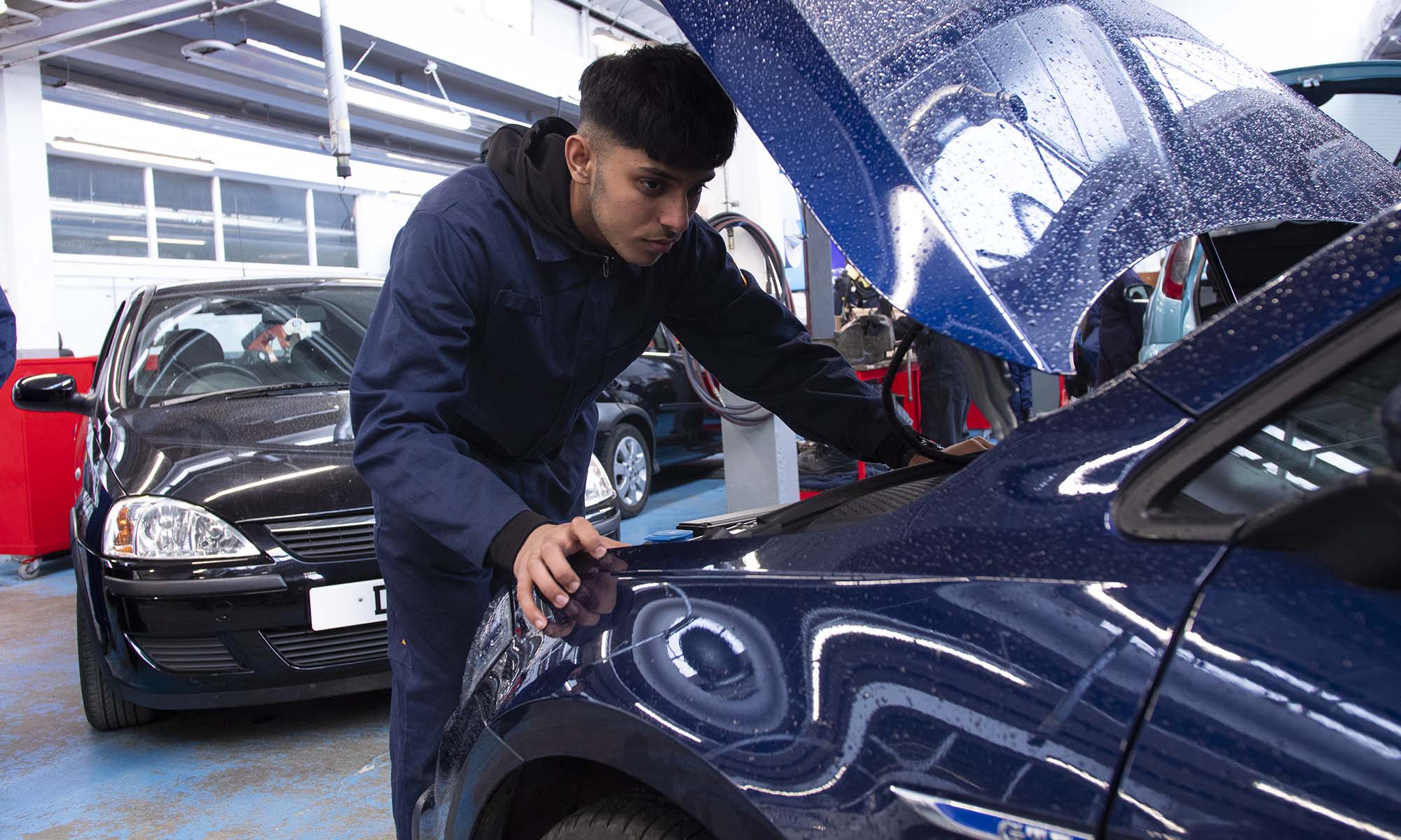 Electric / Hybrid Vehicle training at D&A College