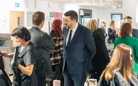 Jamie Hepburn visits Dundee and Angus College