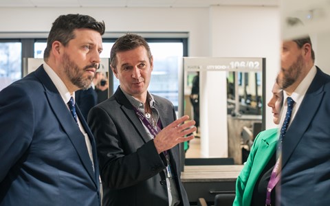 Jamie Hepburn visits Dundee and Angus College