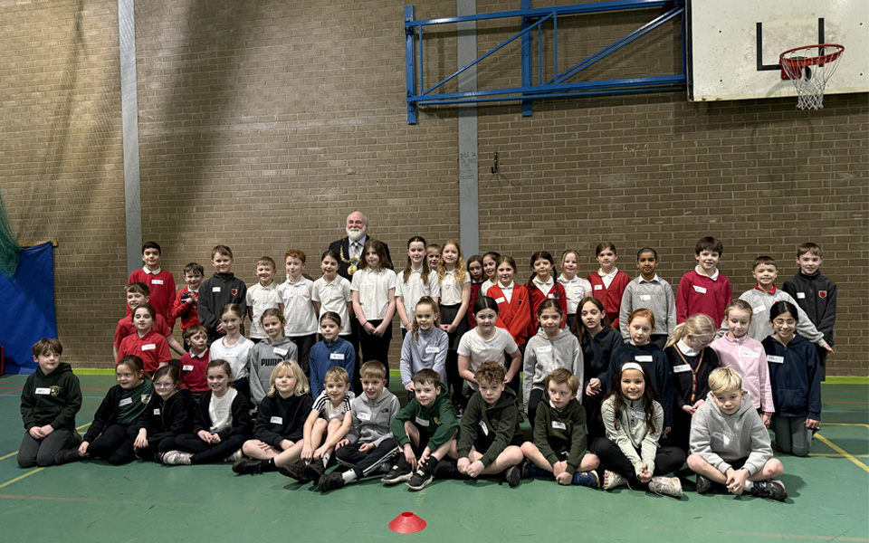 Group photo of school pupils with lord provost