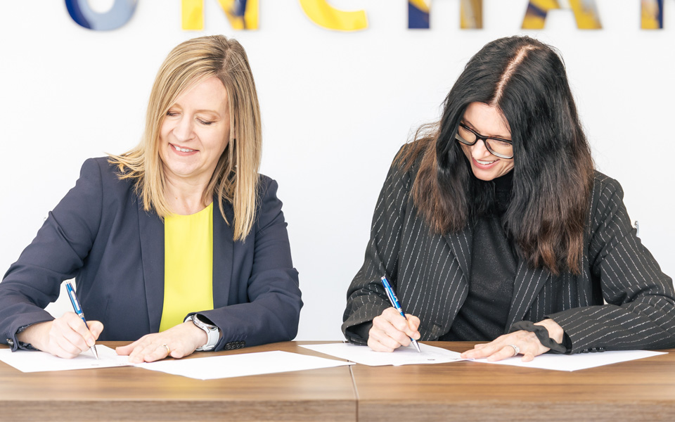 Dundee and Angus College and Inchcape signing MOU